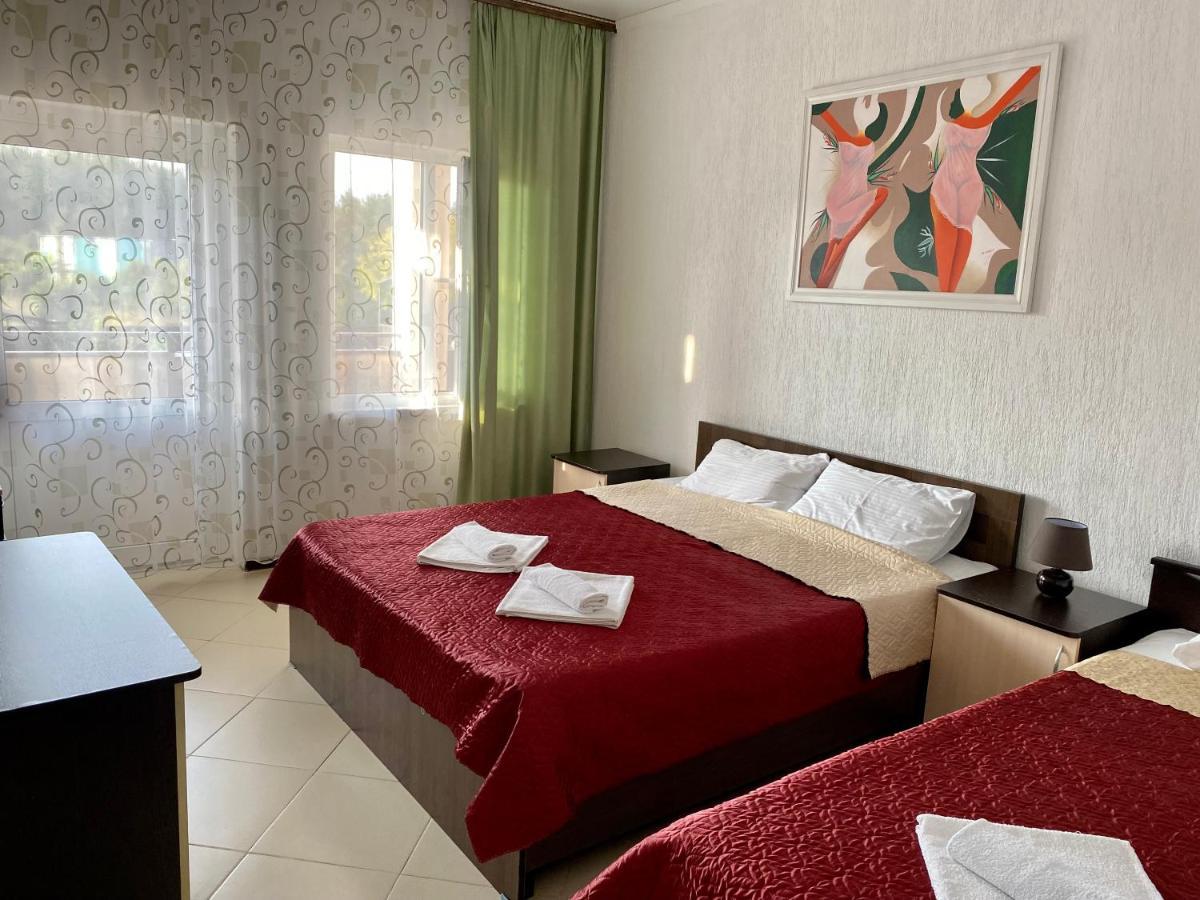 Lidzava Hotel Solntse Abkhazii المظهر الخارجي الصورة